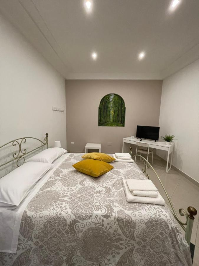 Napule E ... Hotel Naples Exterior photo