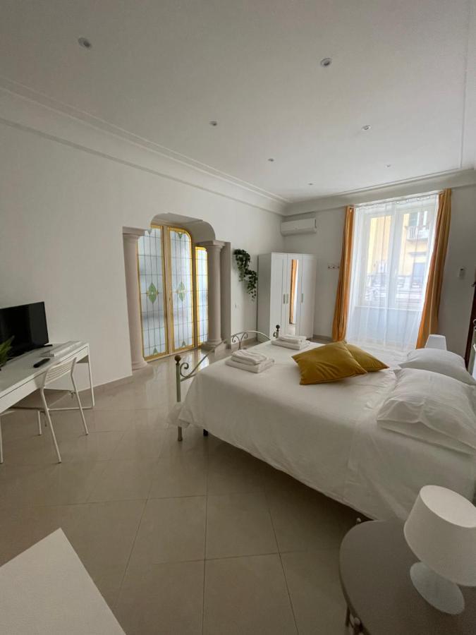Napule E ... Hotel Naples Exterior photo